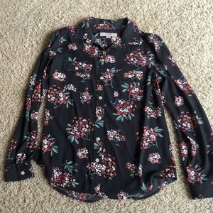LOFT Gray Floral Print Blouse Size Small